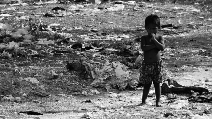 #PHOTO Living on a garbage dump in Siem Reap, Cambodia – Chris Travel ...